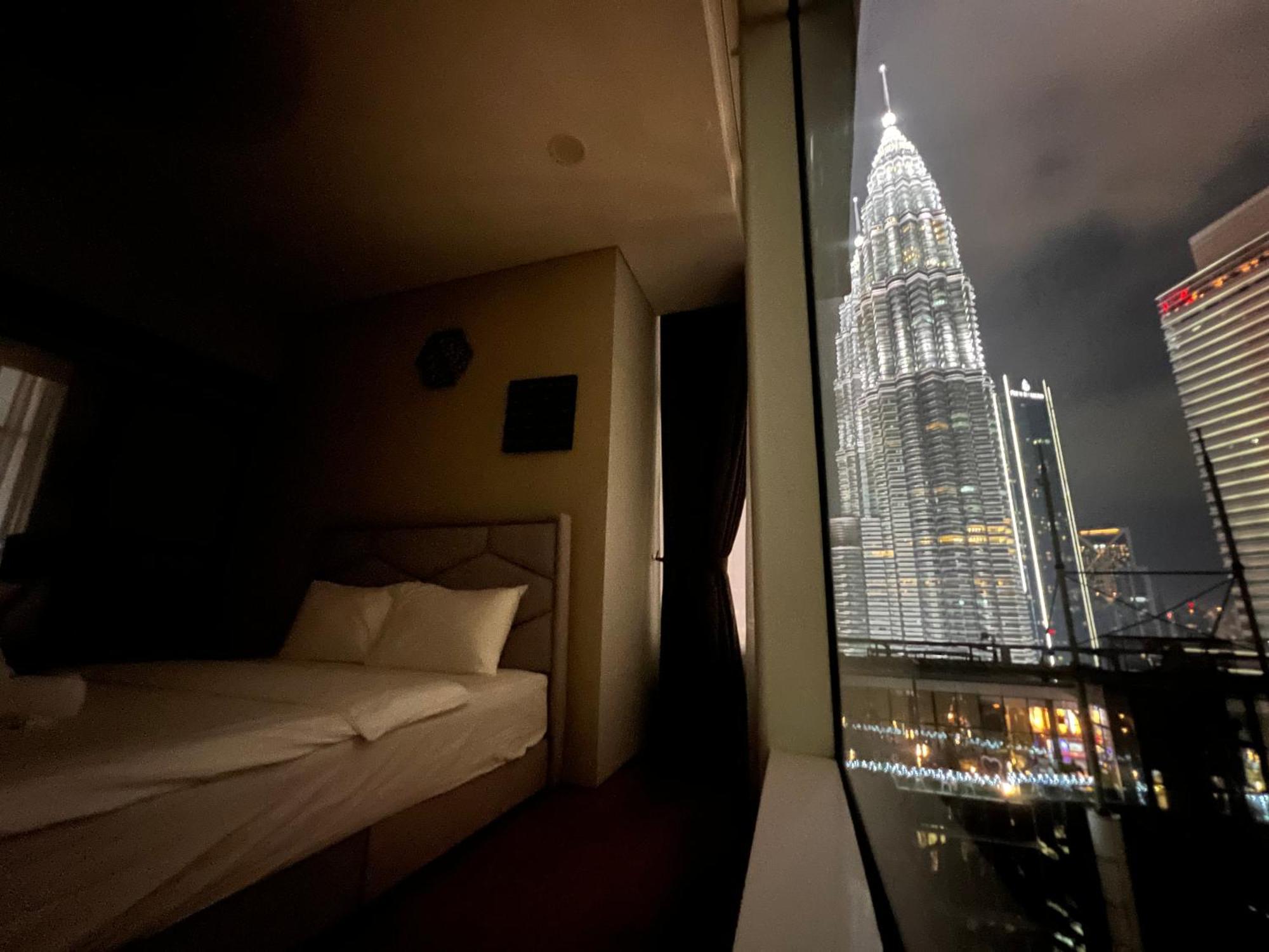 Sky Suites At Klcc By Mitstay كوالالمبور المظهر الخارجي الصورة
