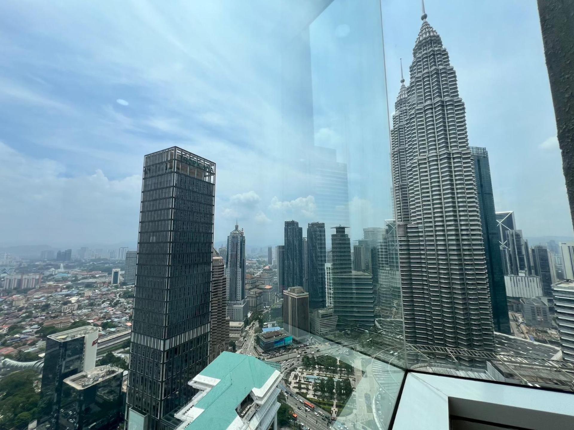 Sky Suites At Klcc By Mitstay كوالالمبور المظهر الخارجي الصورة