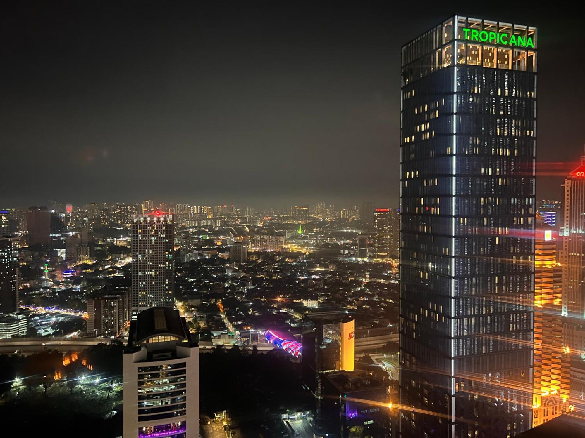 Sky Suites At Klcc By Mitstay كوالالمبور المظهر الخارجي الصورة