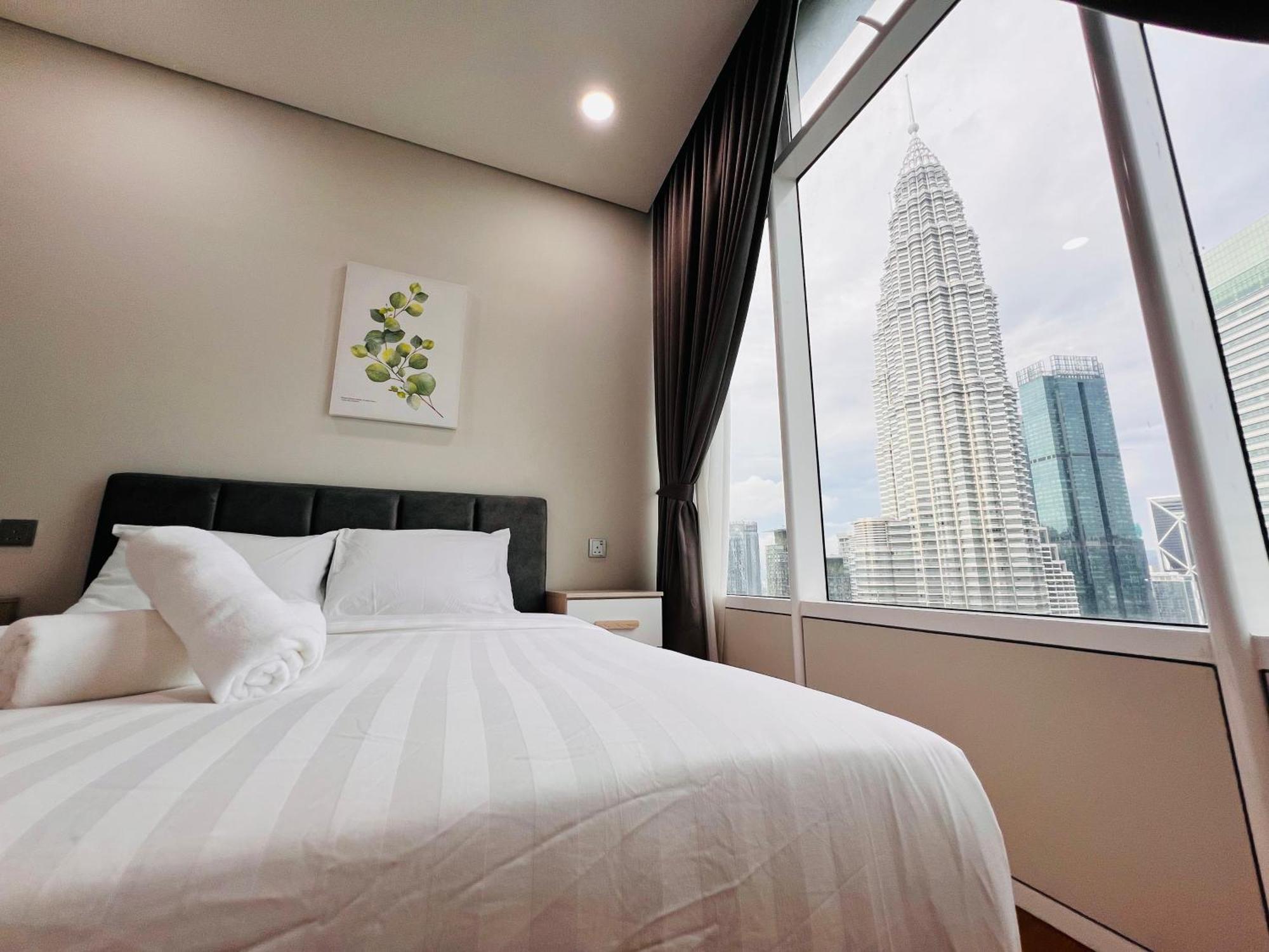 Sky Suites At Klcc By Mitstay كوالالمبور المظهر الخارجي الصورة