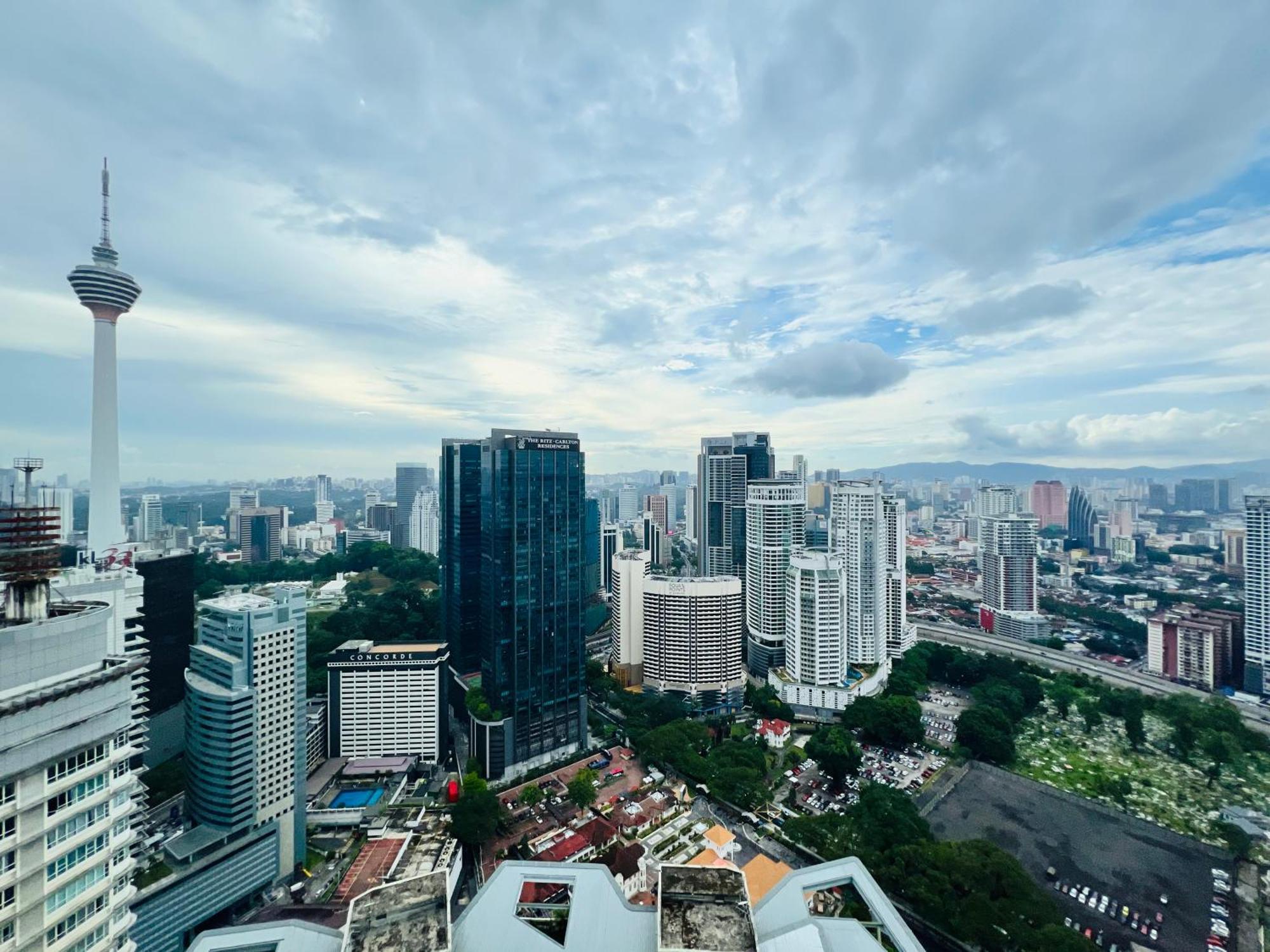 Sky Suites At Klcc By Mitstay كوالالمبور الغرفة الصورة